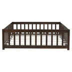Lit au sol pleine grandeur avec clôture et porte, cadre de lit bas en bois pour enfants avec barrières de sécurité, bois d'hévéa massif, assemblage facile