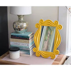 Réplique de miroir de porte cadre judas jaune de l'émission télé | 38 x 28 cm